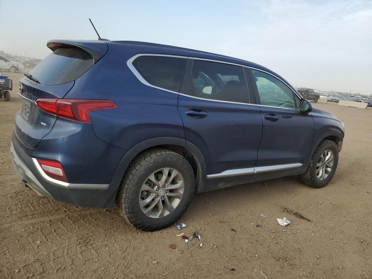 2019 Hyundai Santa Fe Se - Image 3