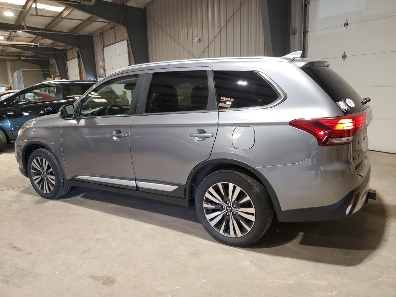 2019 Mitsubishi Outlander Se - Фото 2