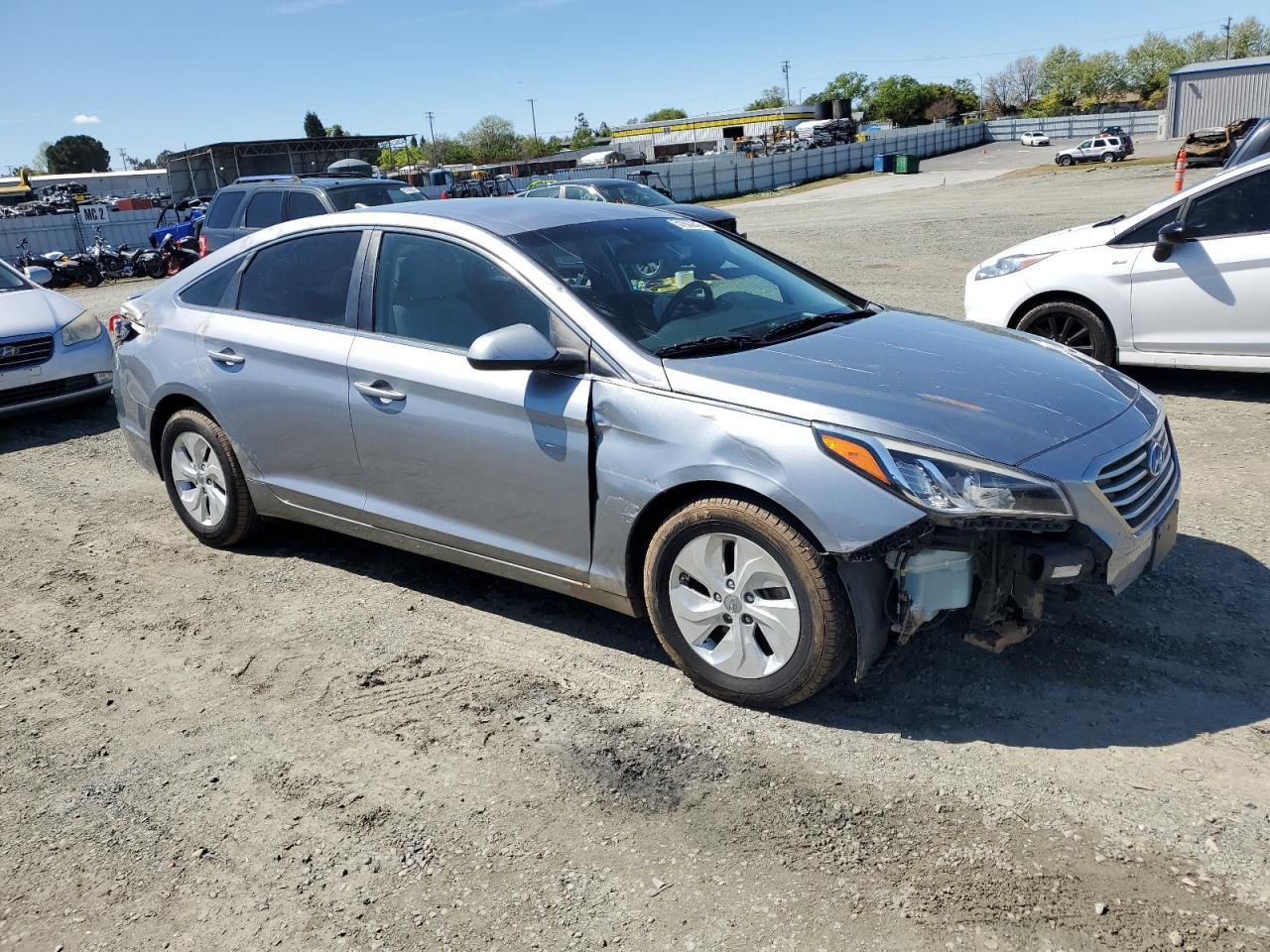 2017 Hyundai Sonata Se - Image 4