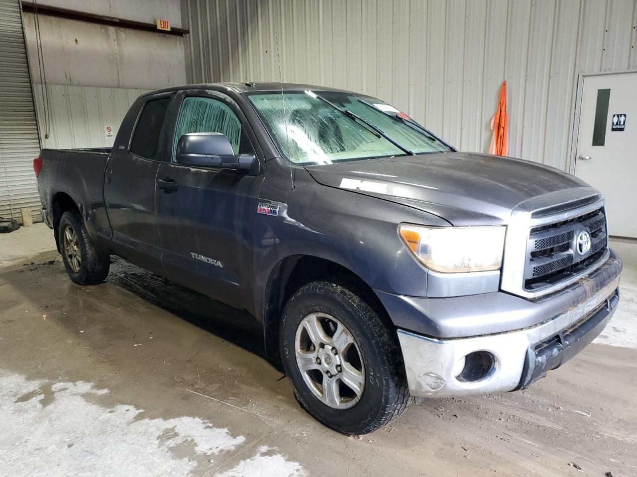 2011 Toyota Tundra Double Cab Sr5 - Фото 4