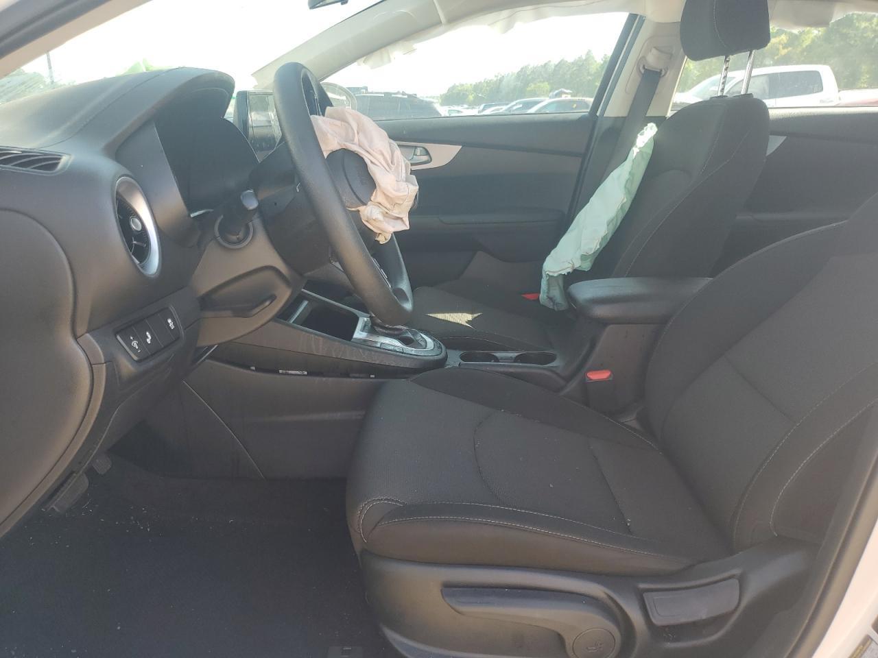2024 Kia Forte Lx - Image 7