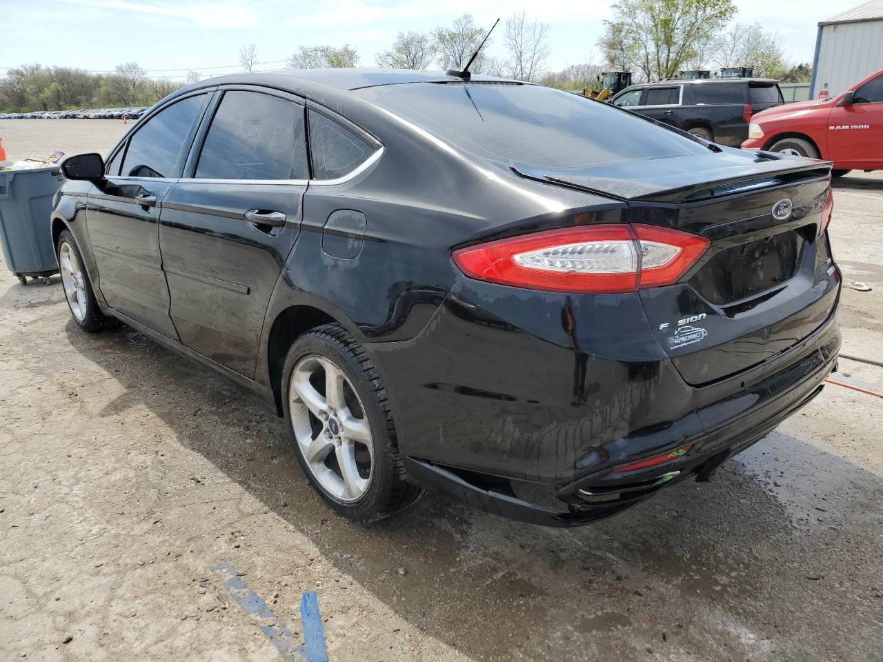 2016 Ford Fusion Se - Фото 2