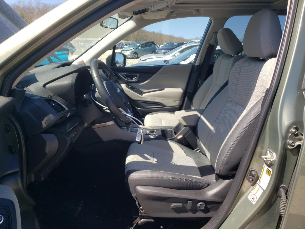 2019 Subaru Forester Premium - Фото 7