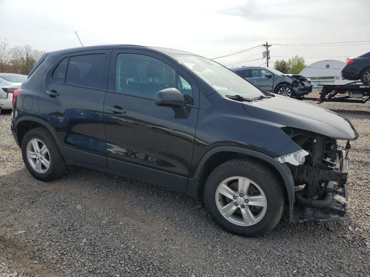 2020 Chevrolet Trax Ls - Image 4