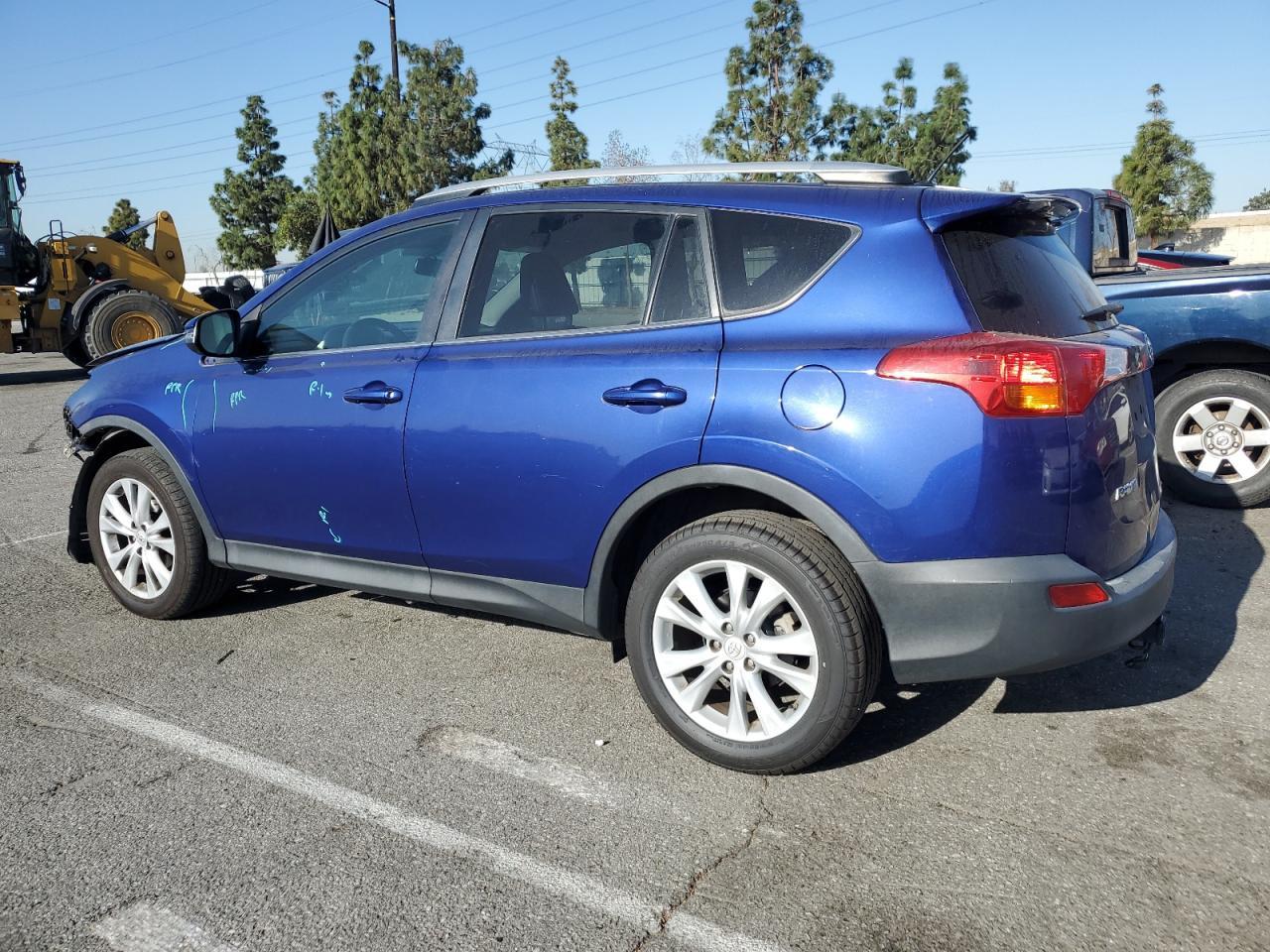 2015 Toyota Rav4 Limited - Фото 2