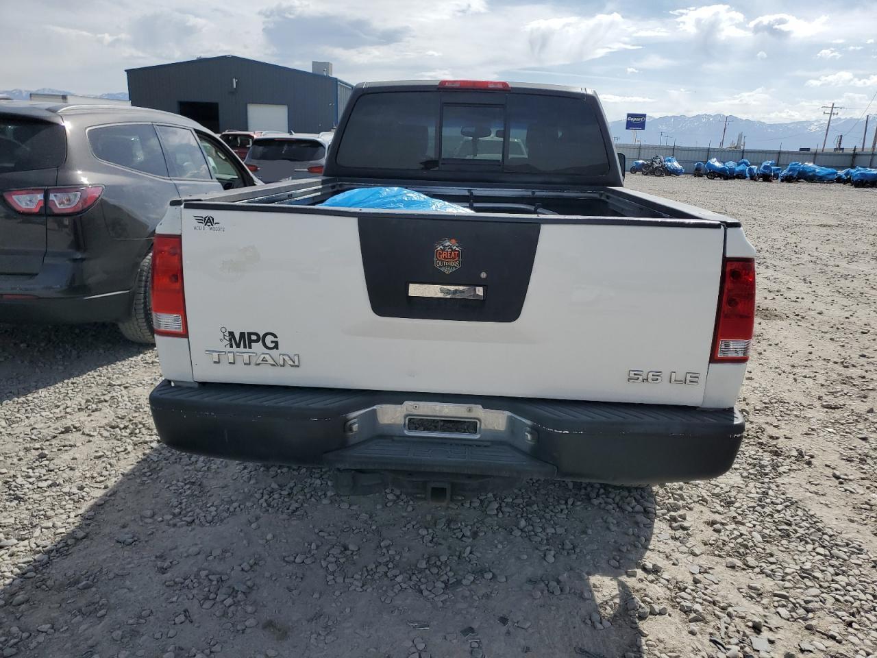 2005 Nissan Titan Xe - Image 6