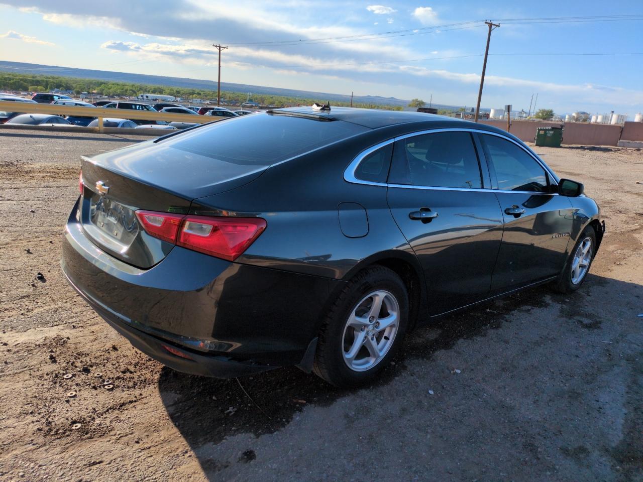 2018 Chevrolet Malibu Ls - Фото 3