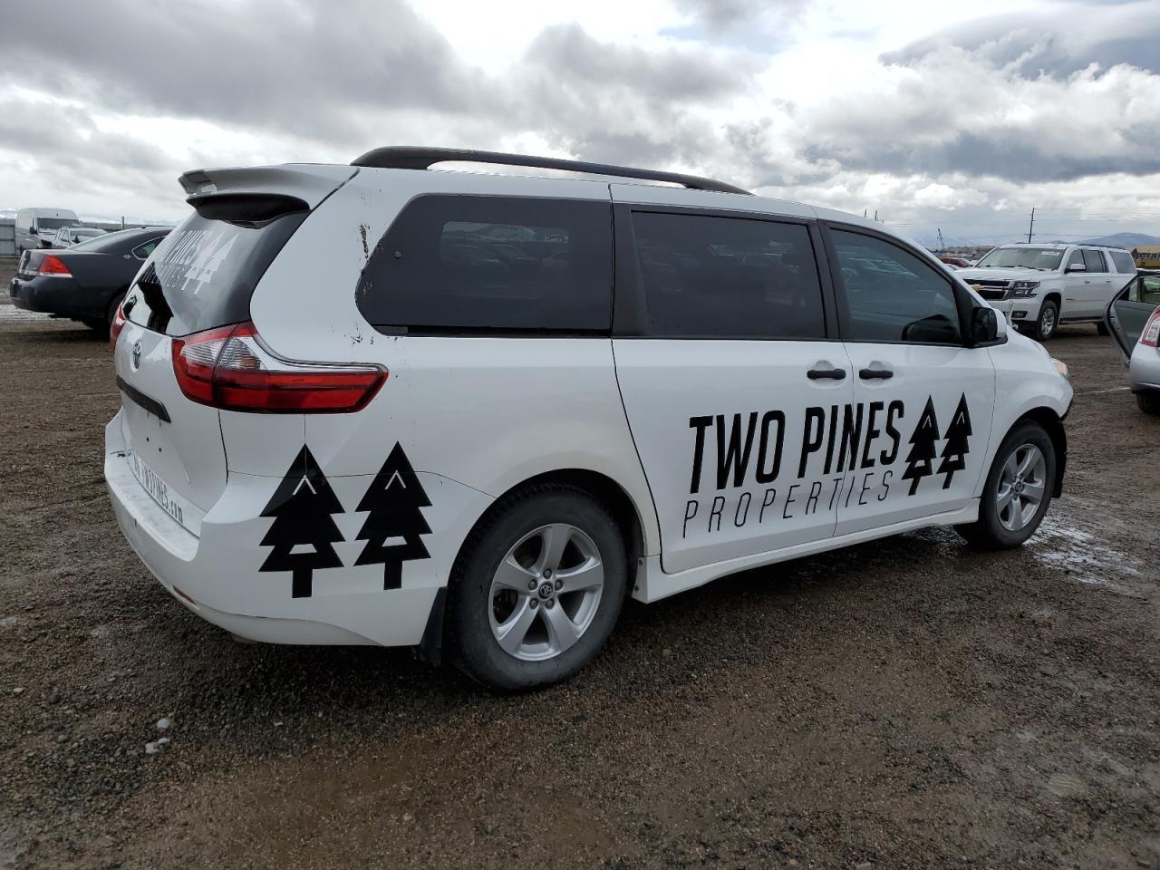 2020 Toyota Sienna L - Фото 3