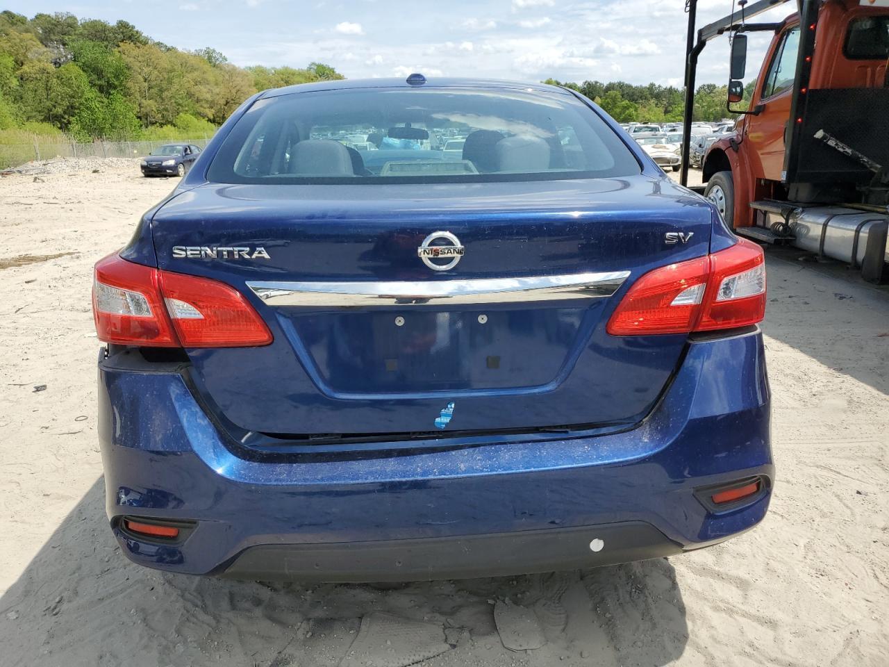 2018 Nissan Sentra S - Фото 6