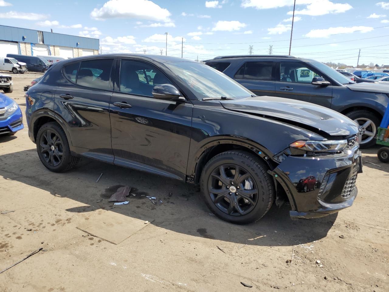 2024 Dodge Hornet R/T Plus - Image 4