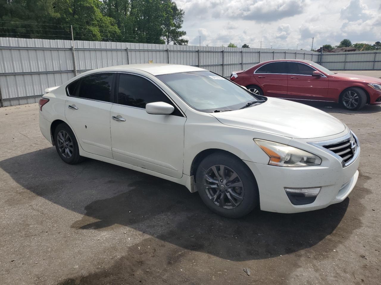 2015 Nissan Altima 2.5 - Image 4