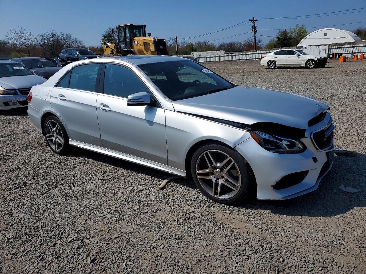 2014 Mercedes Benz E 350 4Matic - Фото 4