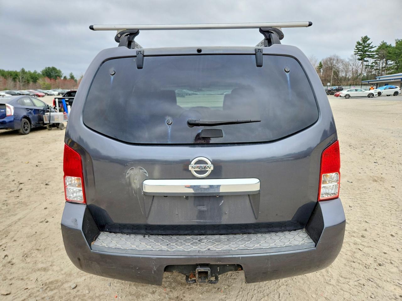 2012 Nissan Pathfinder S - Фото 6