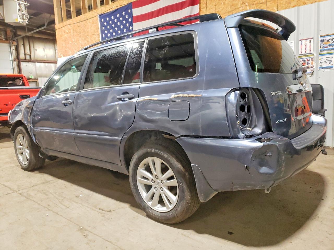 2006 Toyota Highlander Hybrid - Image 2