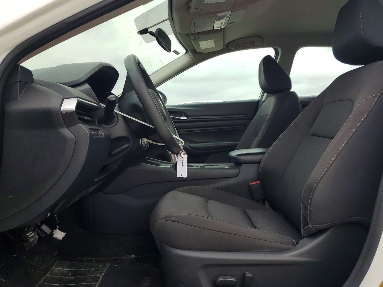 2019 Nissan Altima S - Фото 7