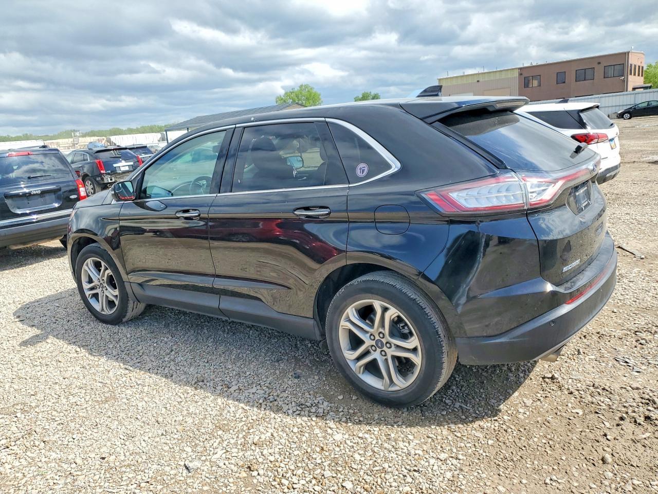 2018 Ford Edge Titanium - Фото 2