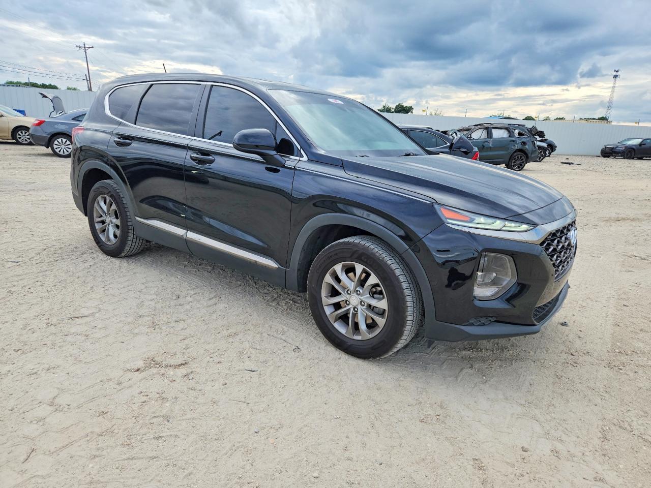 2019 Hyundai Santa Fe Se - Фото 4
