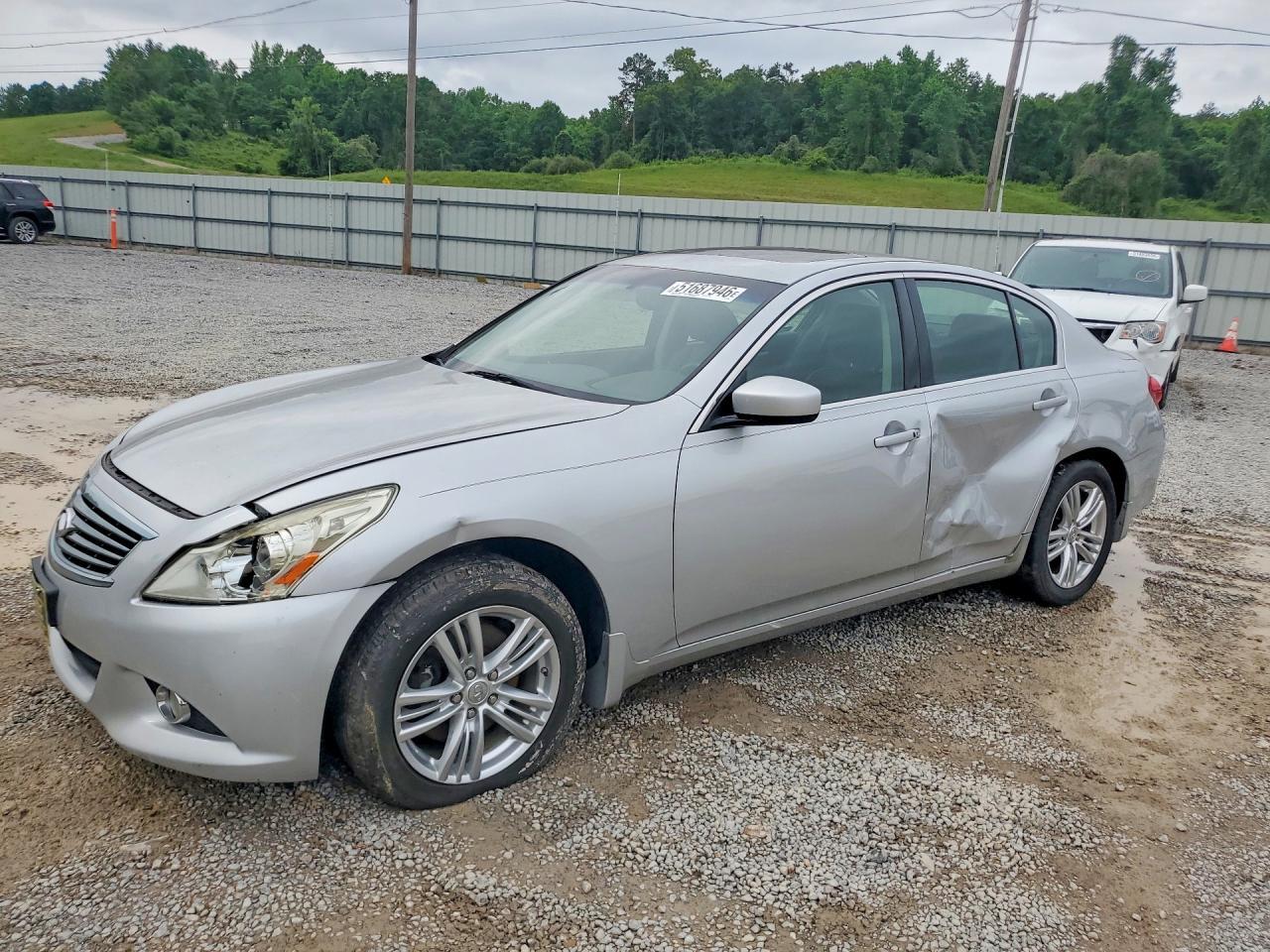 2011 Infiniti G25 Sedan X