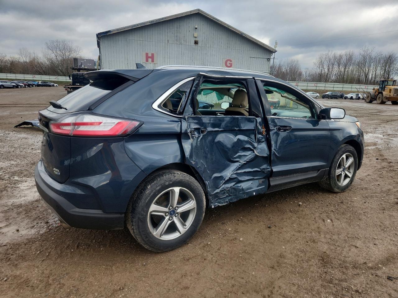 2019 Ford Edge Sel - Image 3