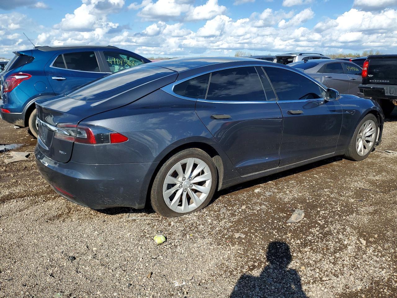 2017 Tesla Model S - Фото 3