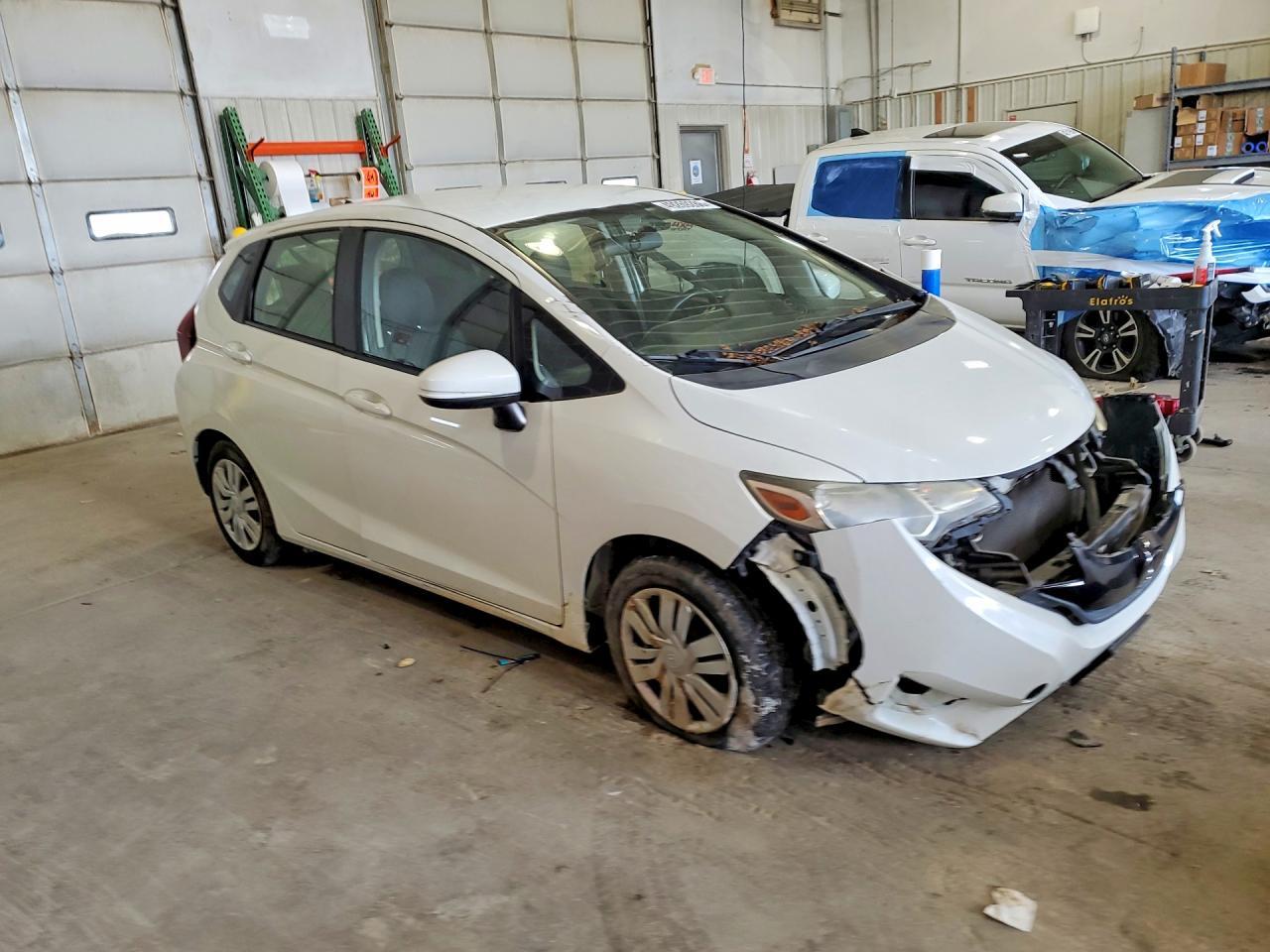 2017 Honda Fit Lx - Image 4