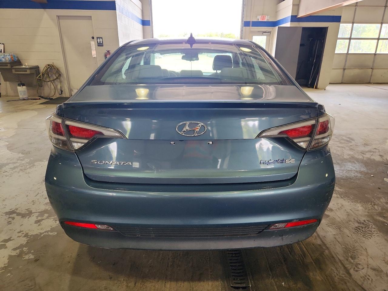 2016 Hyundai Sonata Hybrid Se - Image 6