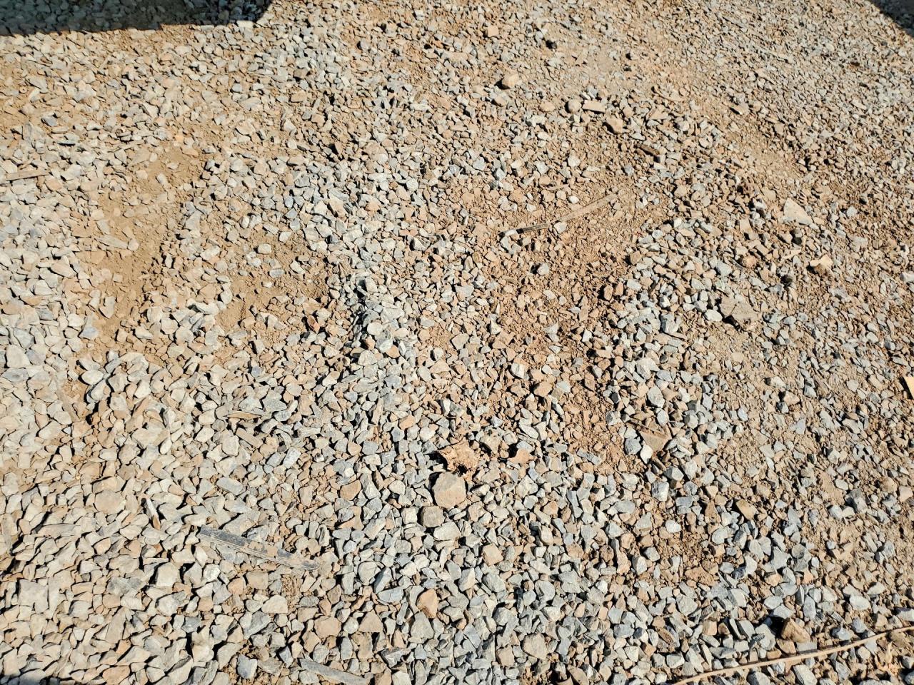 2024 Cadillac Lyriq Tech - Image 6