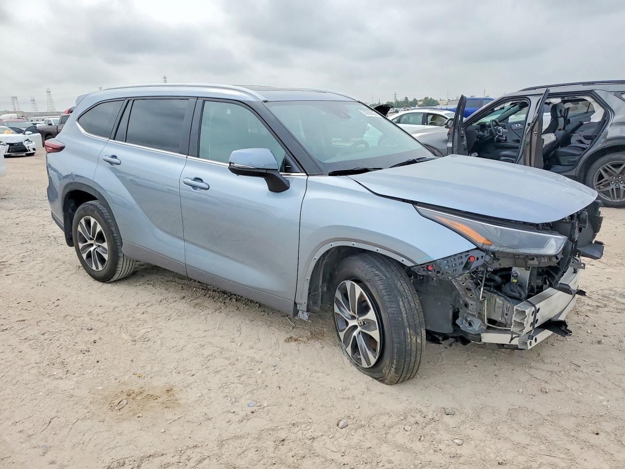 2024 Toyota Highlander Xle - Фото 4