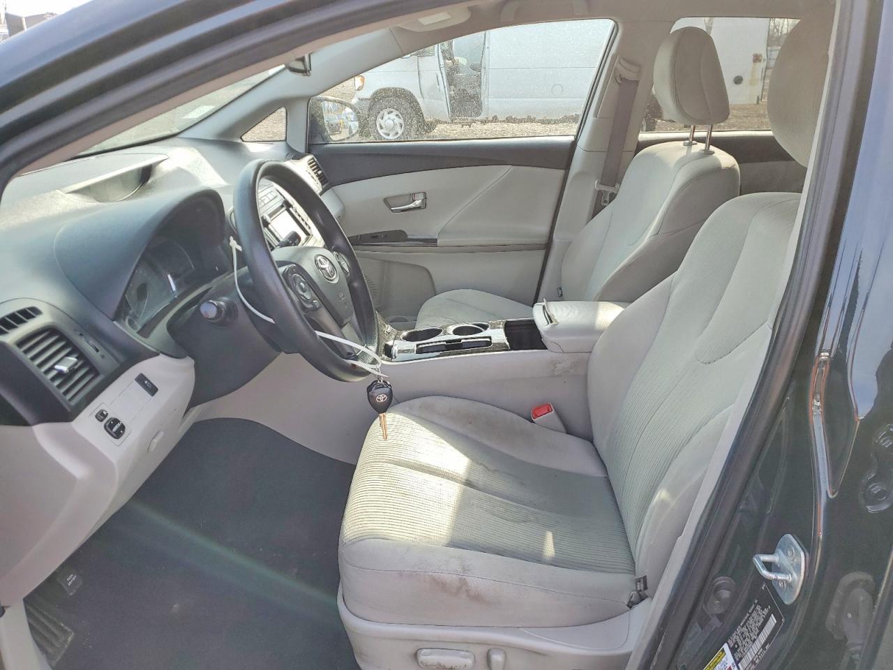 2014 Toyota Venza - Image 7