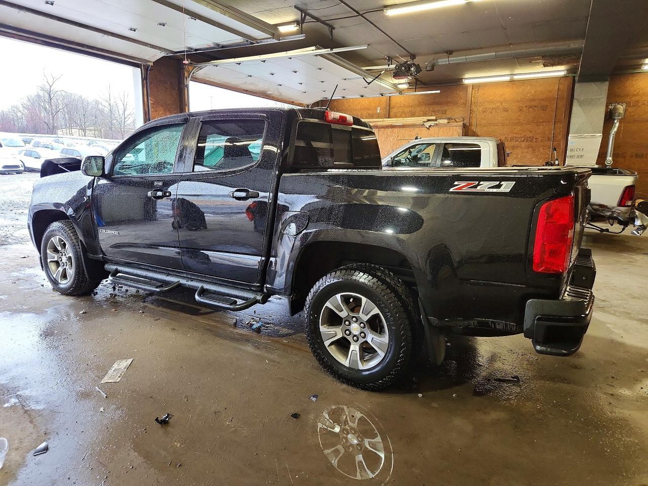 2017 Chevrolet Colorado Z71 - Фото 2