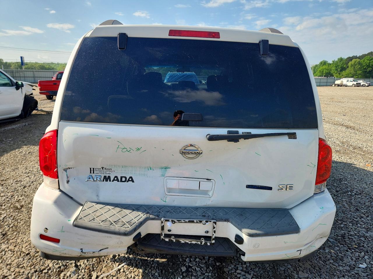 2010 Nissan Armada Se - Image 6