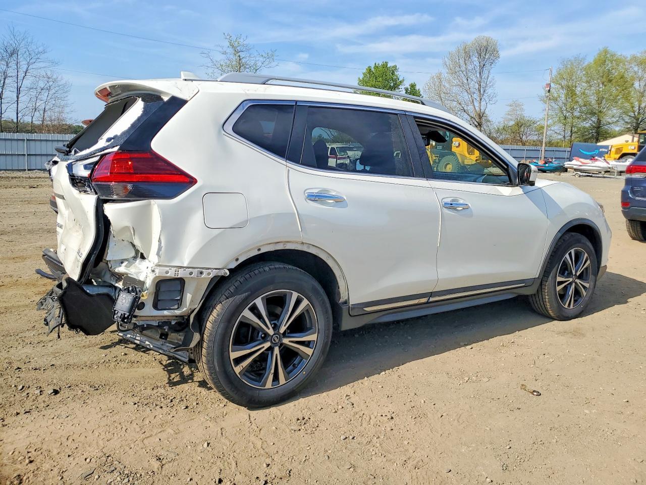 2017 Nissan Rogue Sl - Image 3