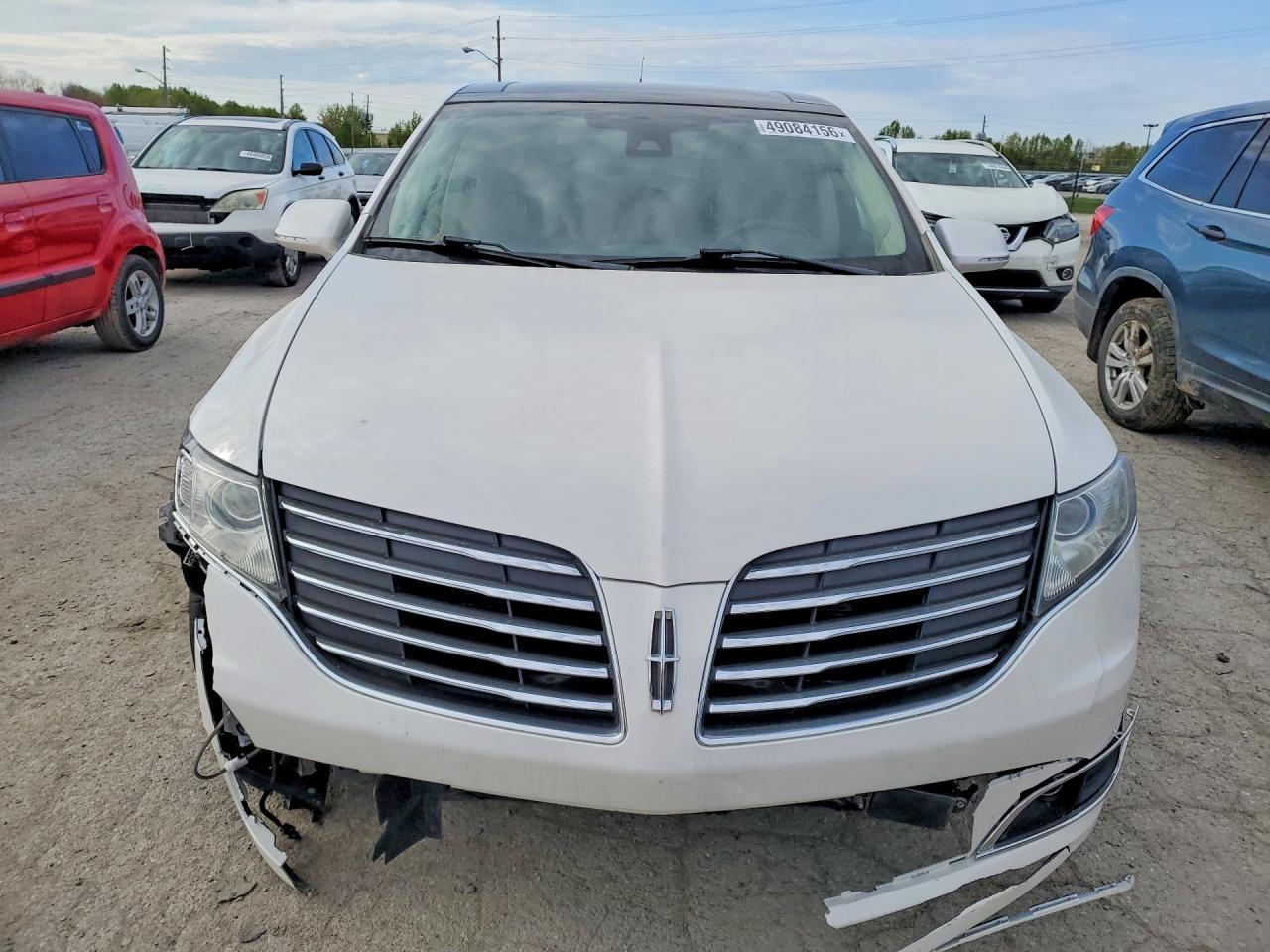 2018 Lincoln Mkt - Image 5