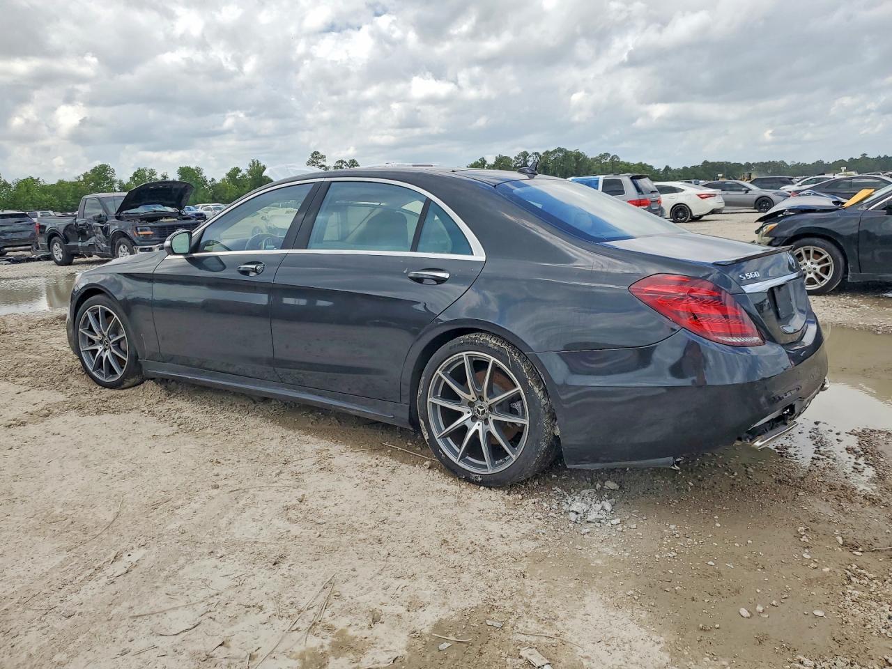 2018 Mercedes-Benz S 560 4Matic - Фото 2