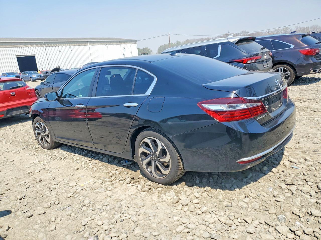 2017 Honda Accord Ex - Фото 2