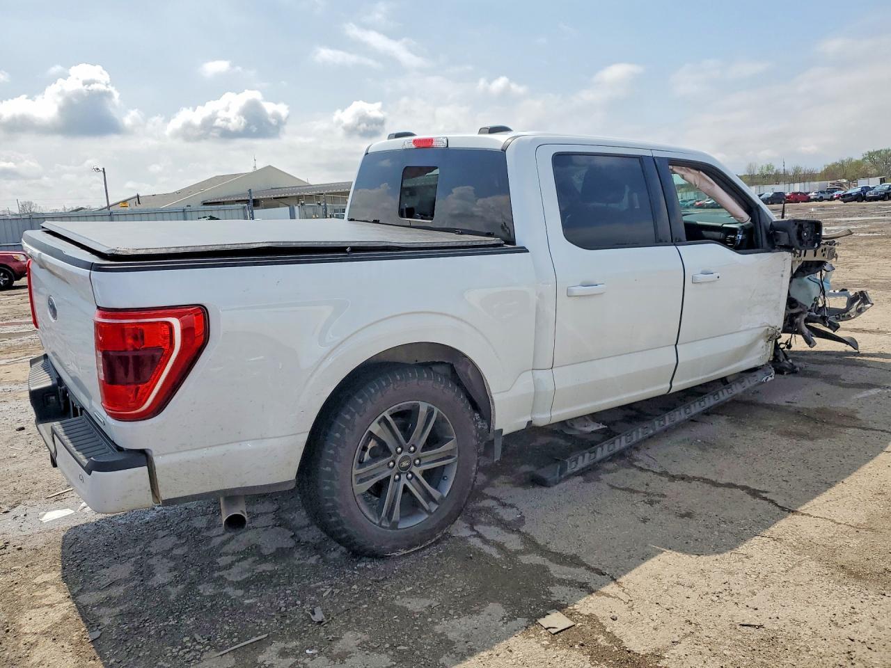 2022 Ford F150 Supercrew - Фото 3
