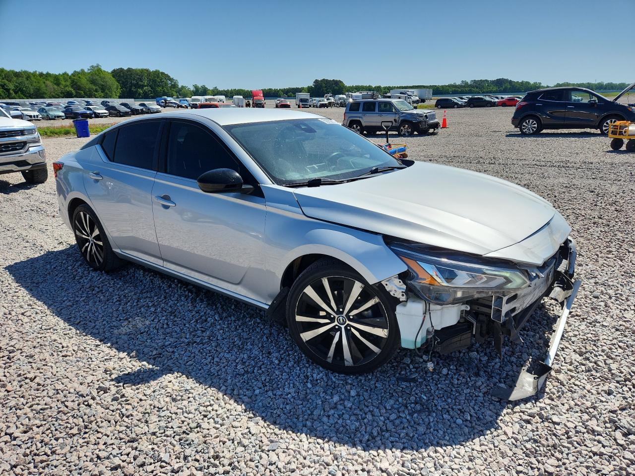 2022 Nissan Altima Sr - Фото 4