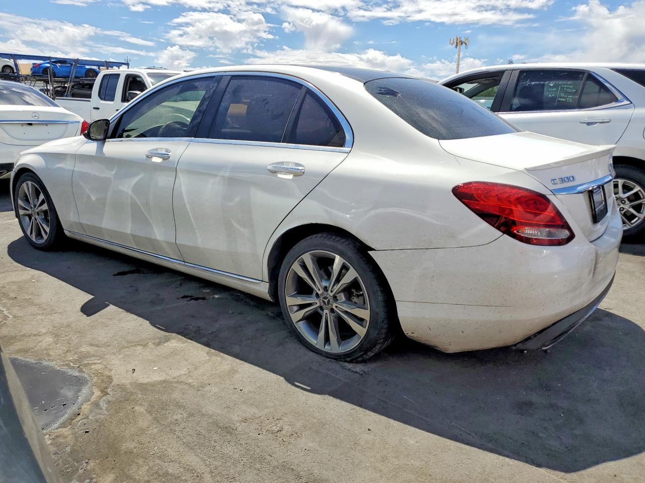 2018 Mercedes-Benz C 300 - Фото 2