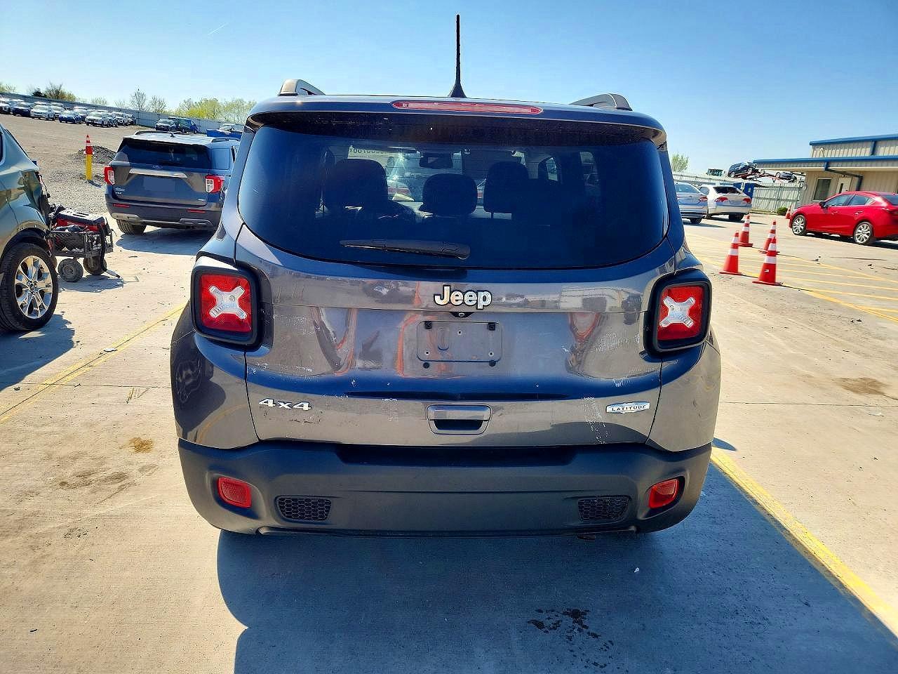 2019 Jeep Renegade Latitude - Фото 6