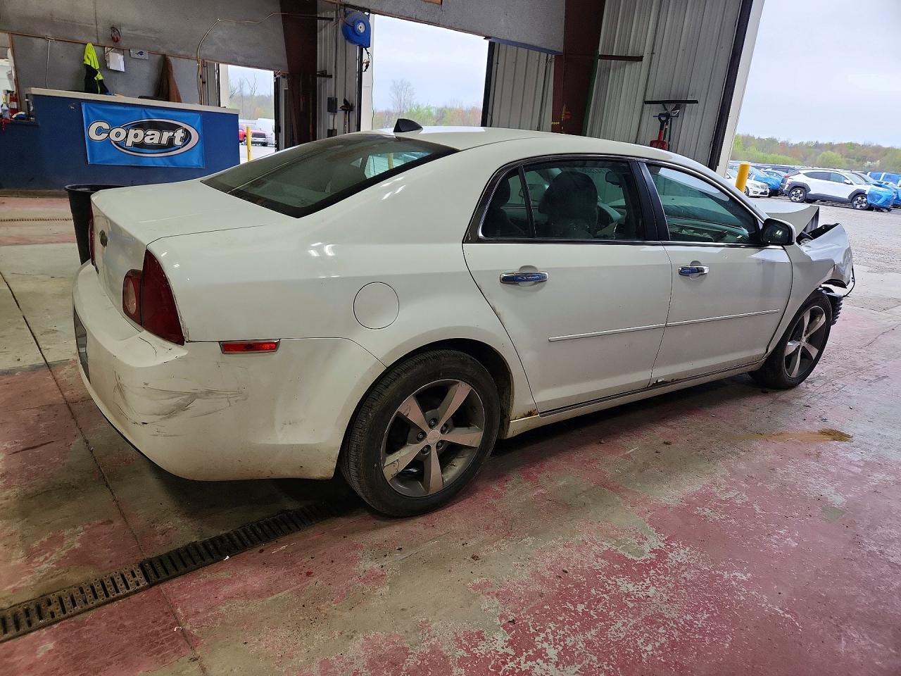 2012 Chevrolet Malibu 1Lt - Image 3