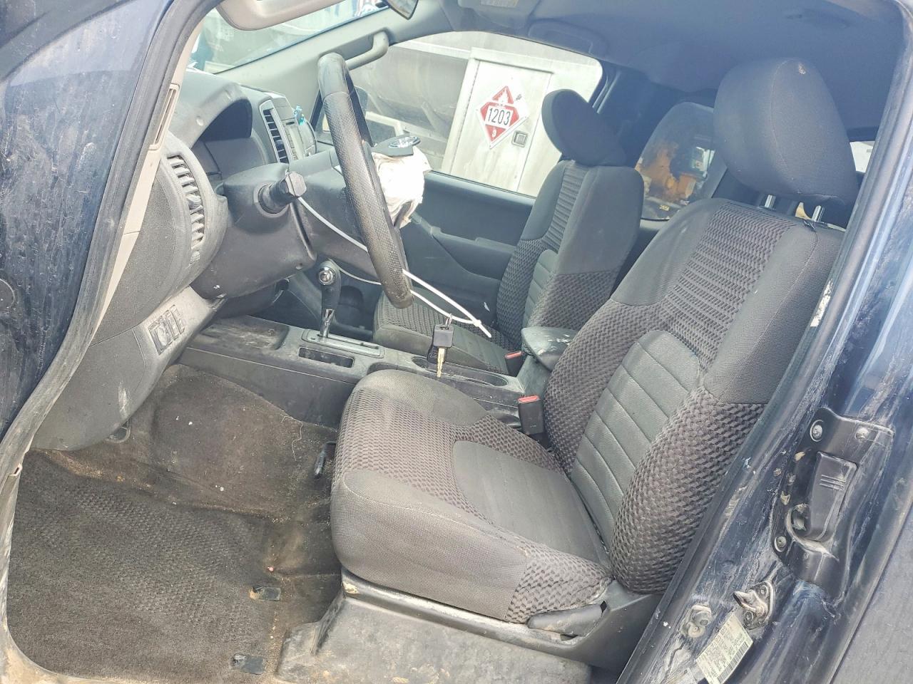 2015 Nissan Frontier Sv V6 - Image 7