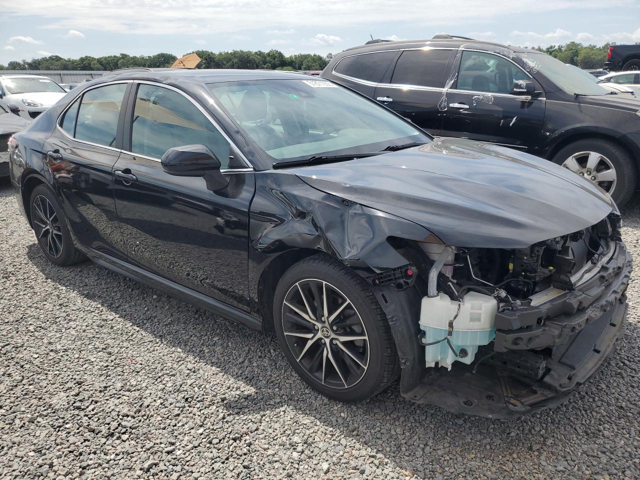 2021 Toyota Camry Se - Фото 4