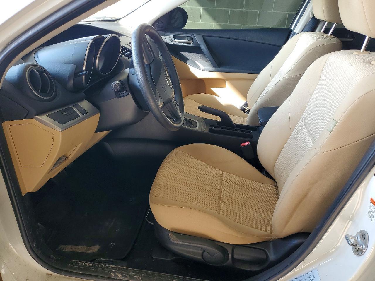 2010 Mazda 3 I - Image 7