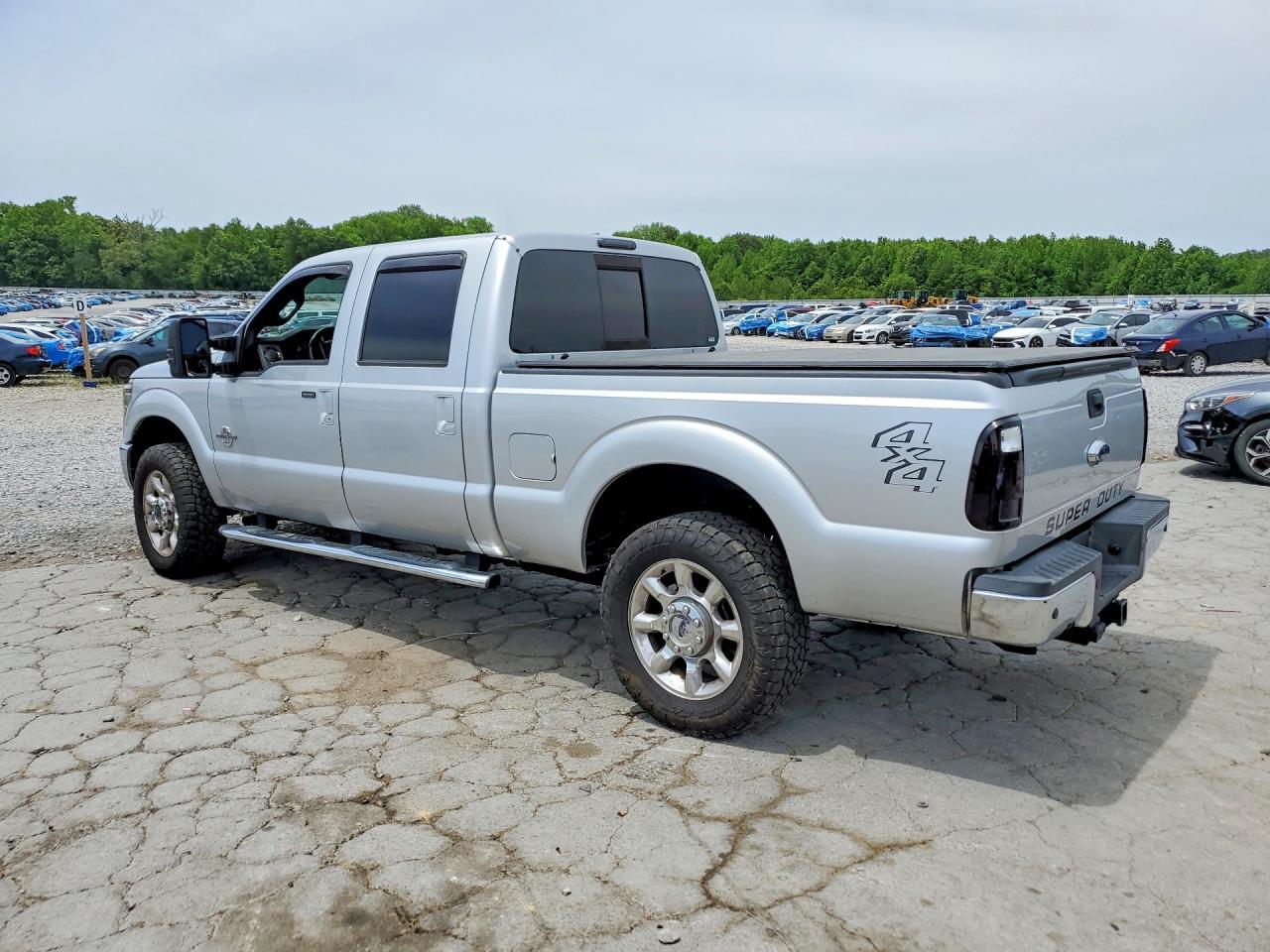 2015 Ford F250 Super Duty - Фото 2