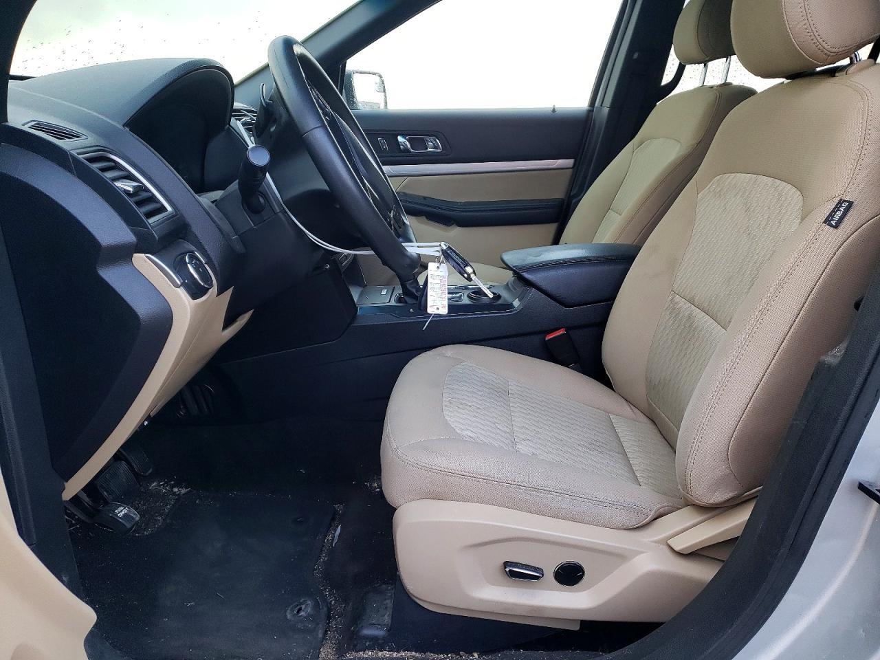 2016 Ford Explorer - Image 7