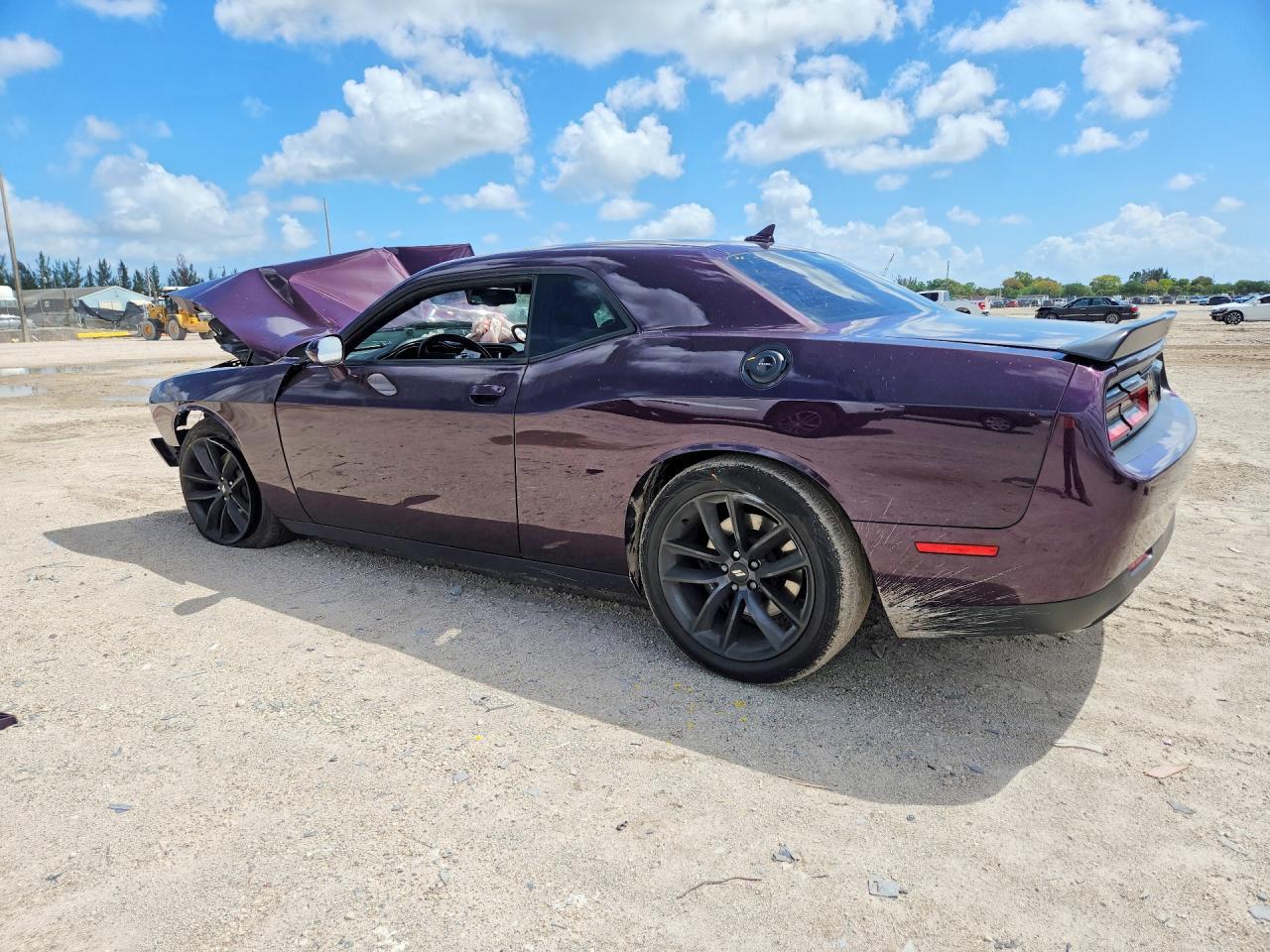 2021 Dodge Challenger R - Image 2