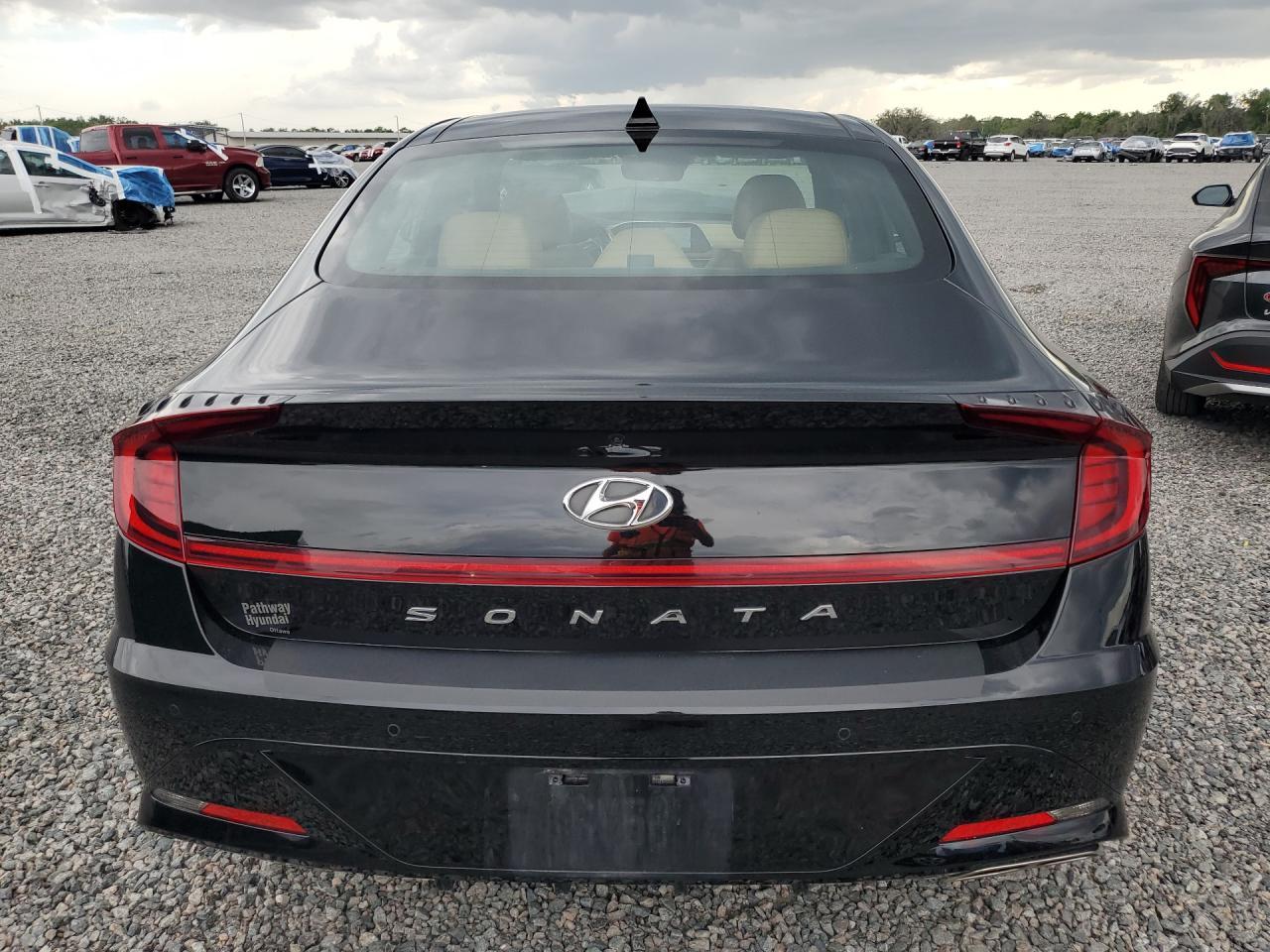2021 Hyundai Sonata Limited - Image 6