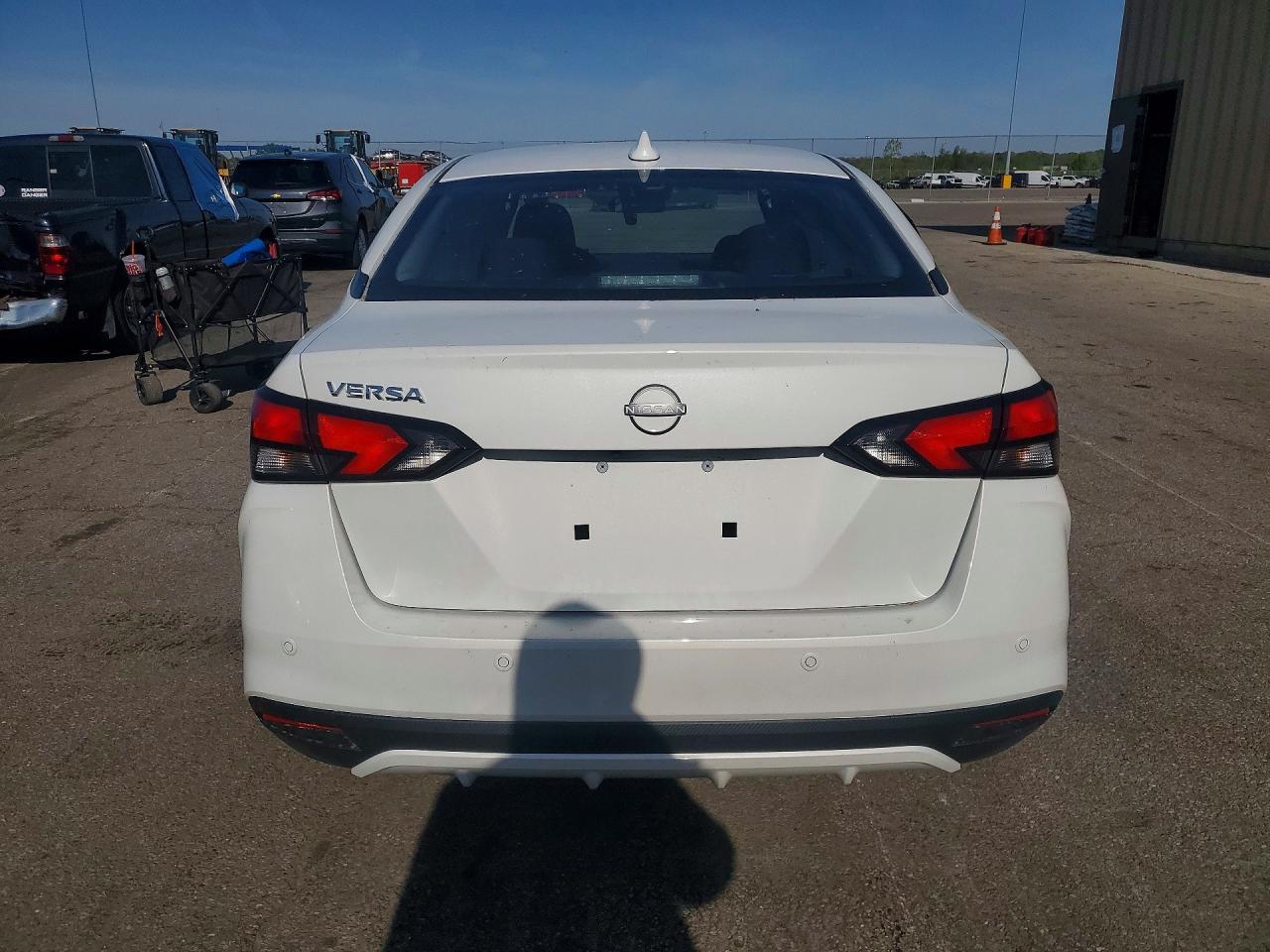 2025 Nissan Versa Sv - Фото 6