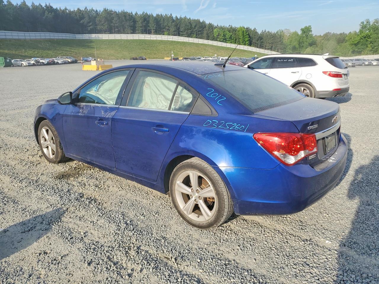 2012 Chevrolet Cruze - Фото 2
