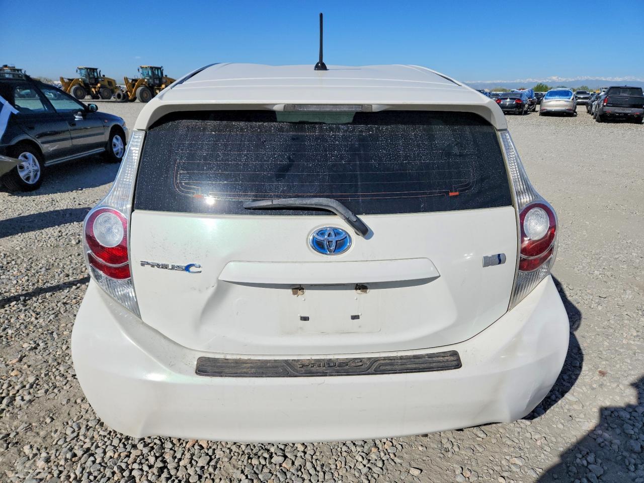 2012 Toyota Prius C Two - Image 6